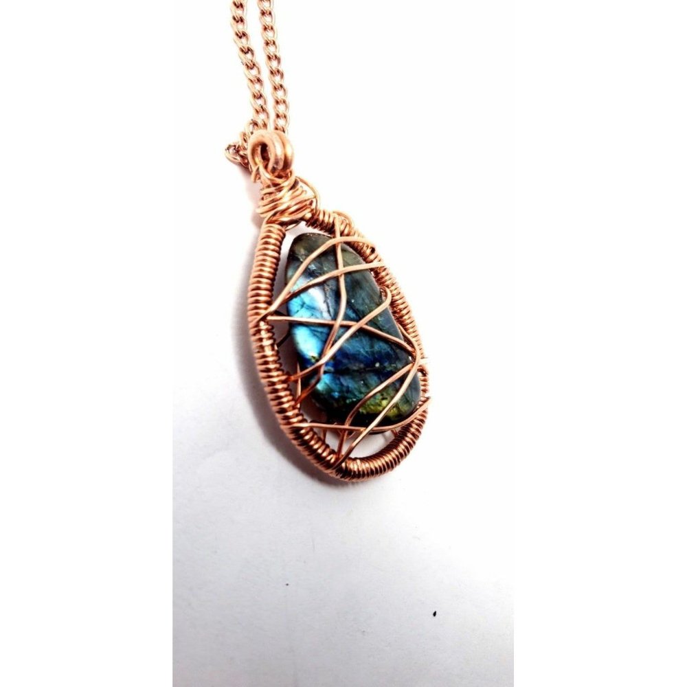 Wire wrapped labradorite crystal necklac - Picture 11 of 11